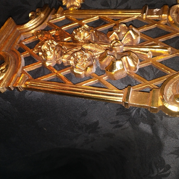 4 DART INC. FOUR SEASONS GOLD WALL HANGINGS - Picture 3 of 15